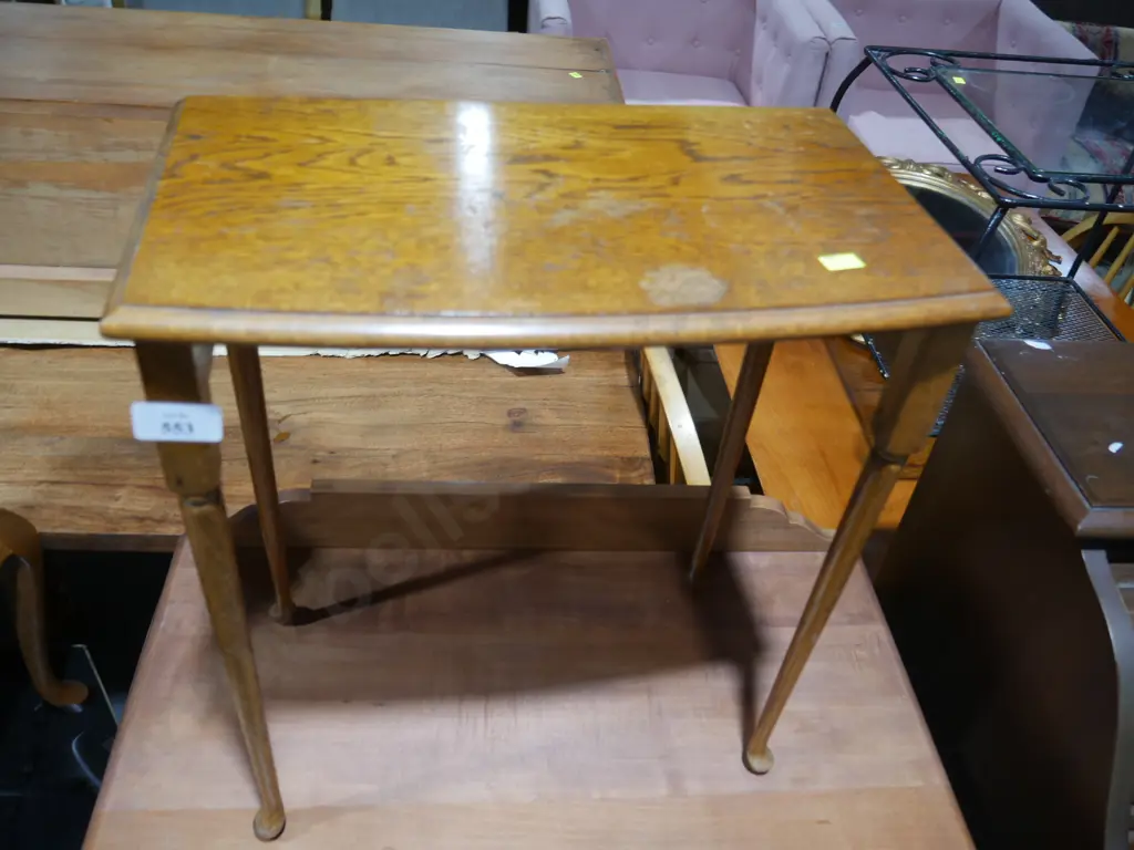 Small table Image 1++