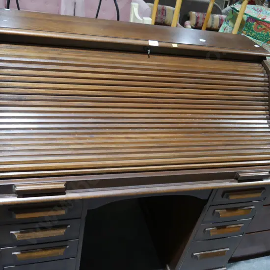 Roll top desk