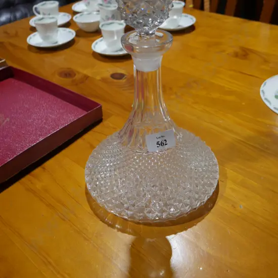 Crystal decanter