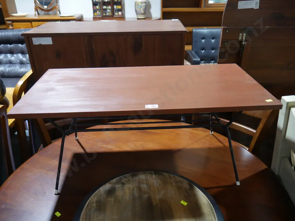 Coffee table Image 1++