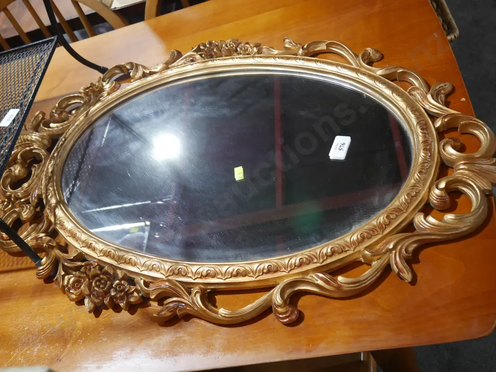 Oval mirror Image 1++
