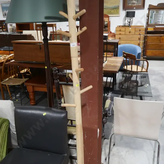 Coat stand