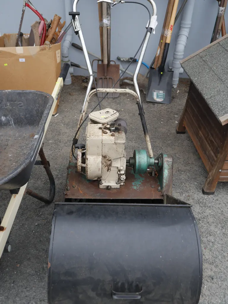Reel mower Image 1++