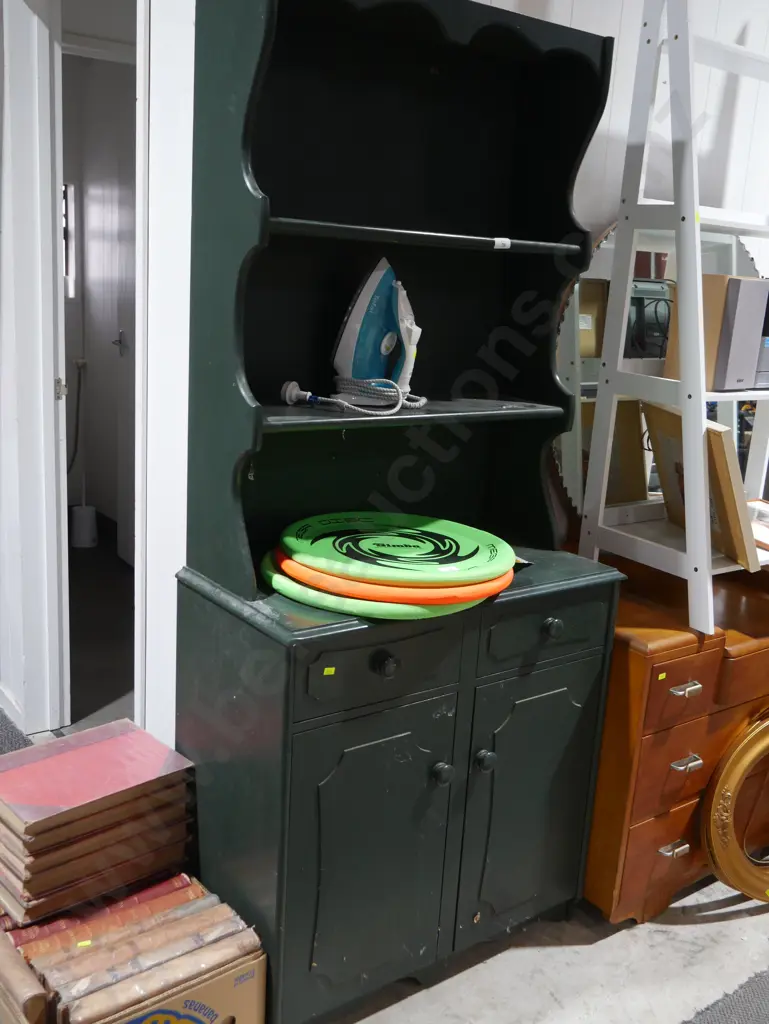 Hutch dresser Image 1++