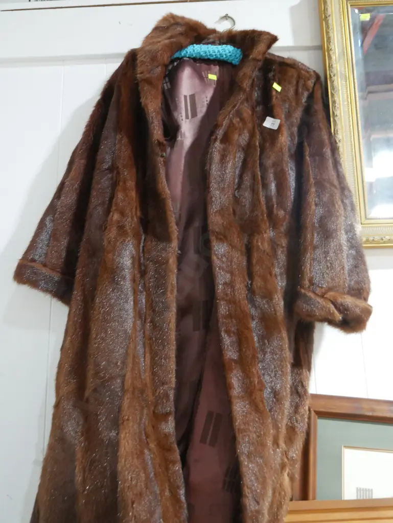 Fur coat Image 1++