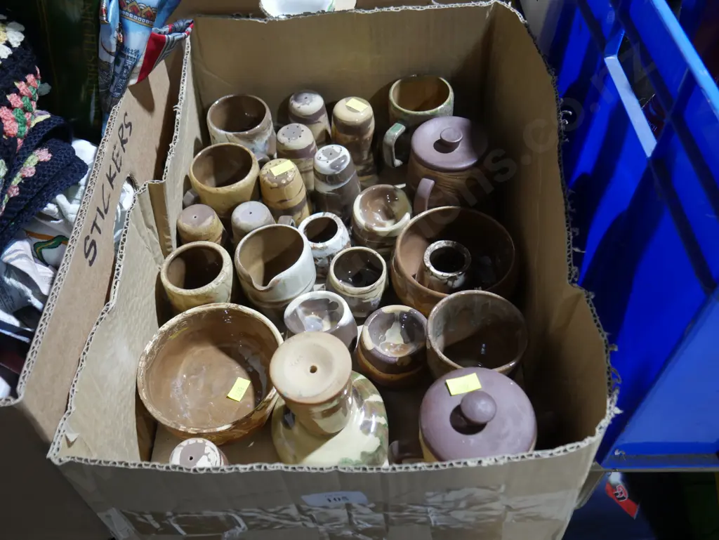 Assorted pottery Image 1++