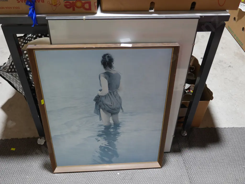 2 pictures Image 1++