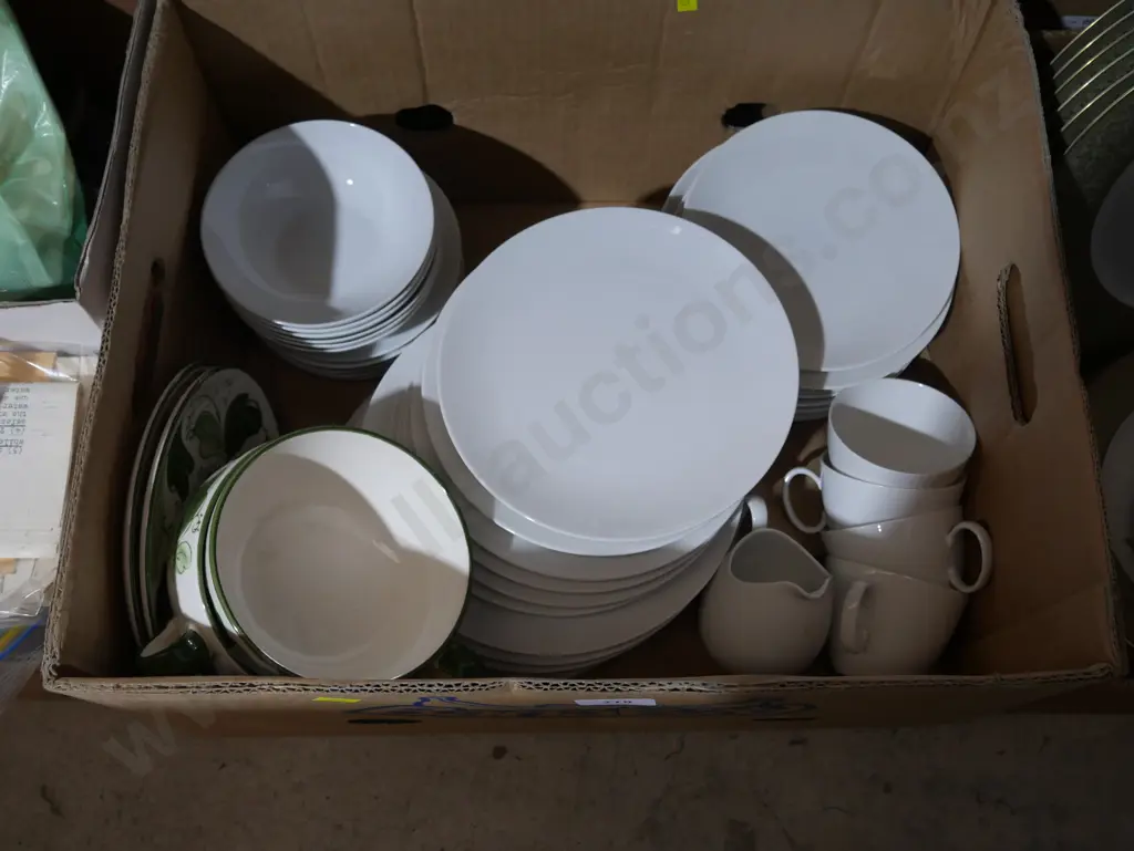 White dinnerware etc Image 1++