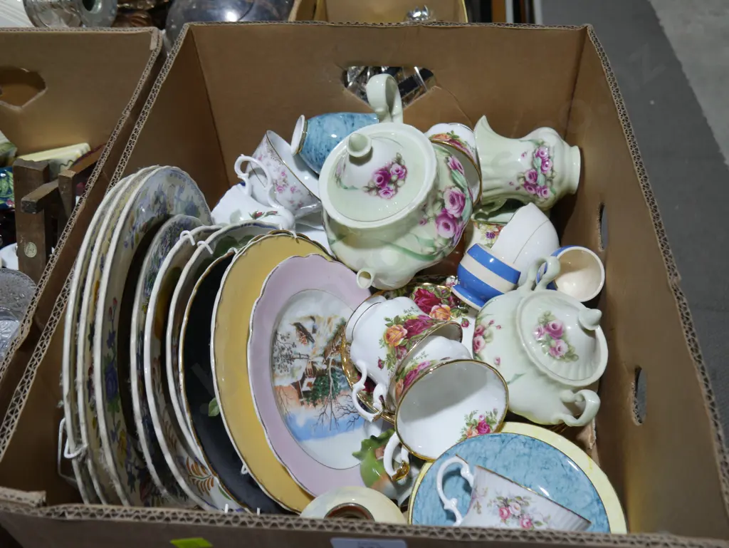 Assorted china Image 1++