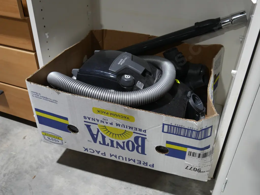 Sebo vacuum cleaner Image 1++