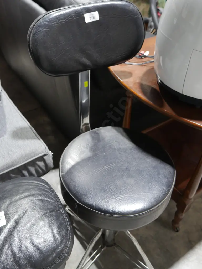 Drummers seat Image 1++