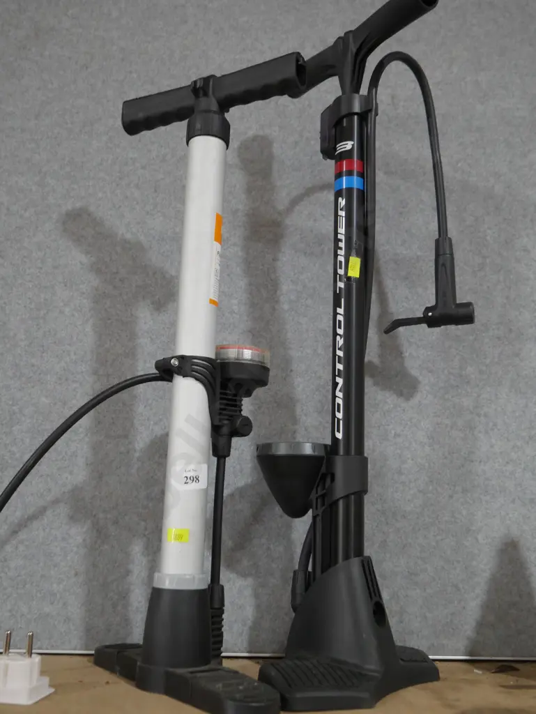 2 air pumps Image 1++