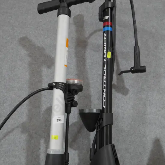 2 air pumps