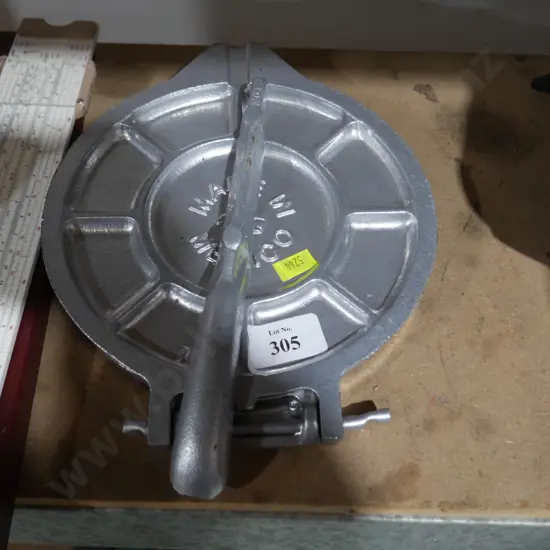 Tortilla press