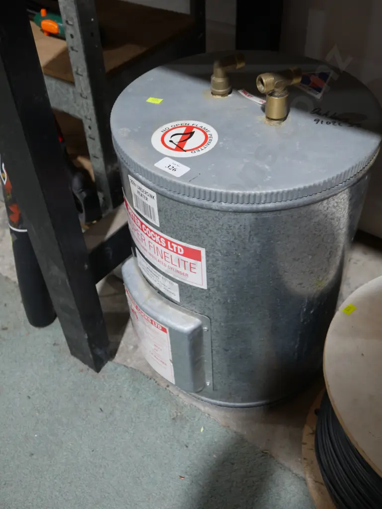 Under sink heater Image 1++