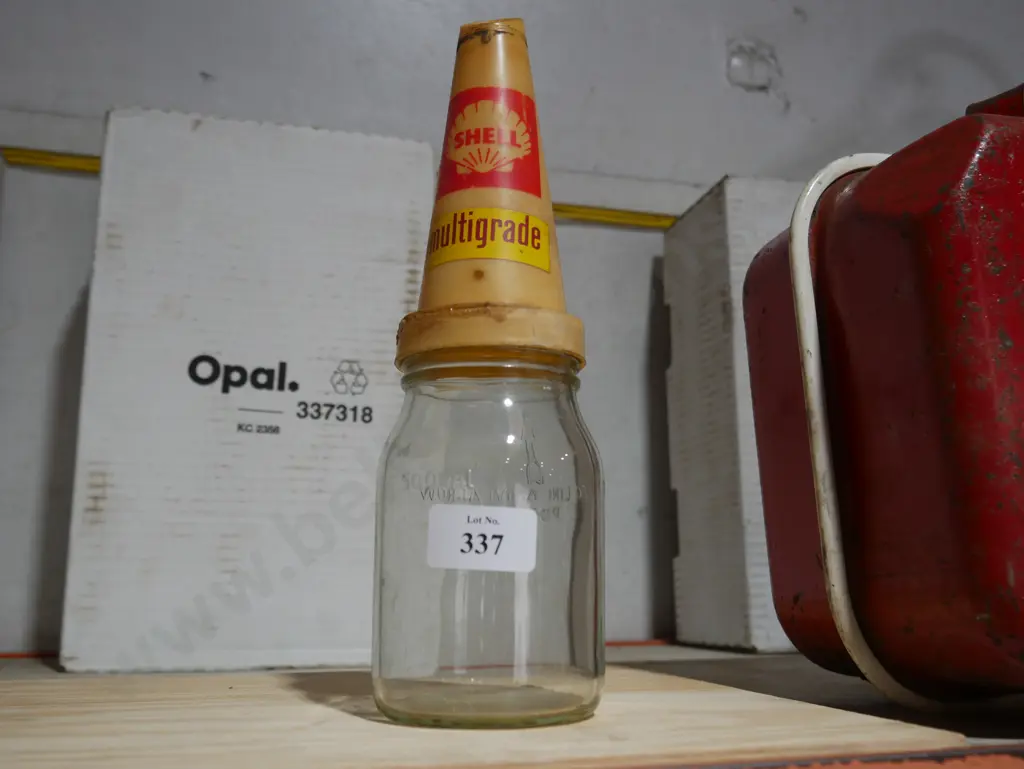 oil bottle Image 1++