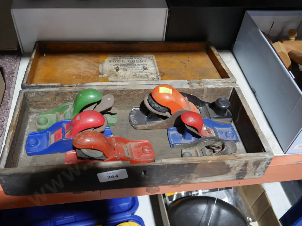 6 small wood planes Image 1++