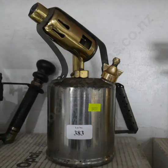 Blow torch
