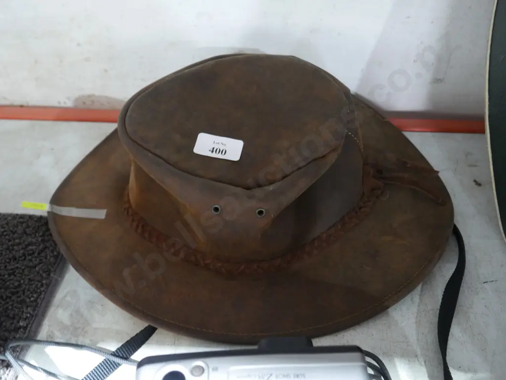 Oil skin hat Image 1++