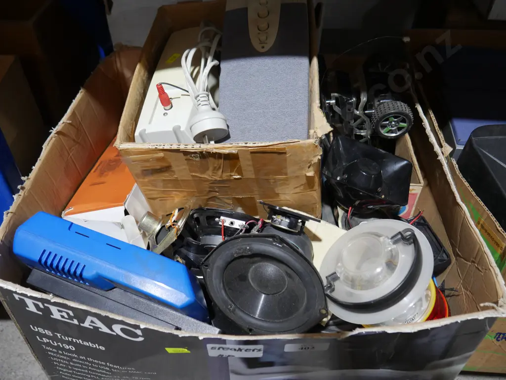 Speakers Image 1++