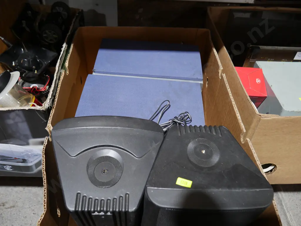 Speakers Image 1++