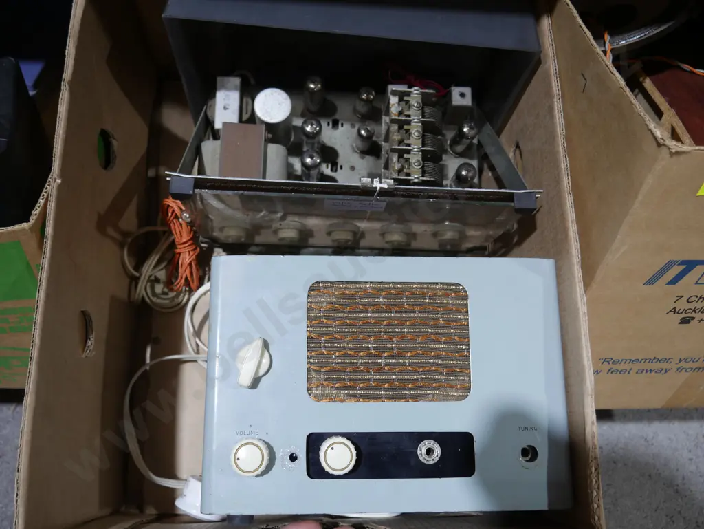 Valve radios Image 1++