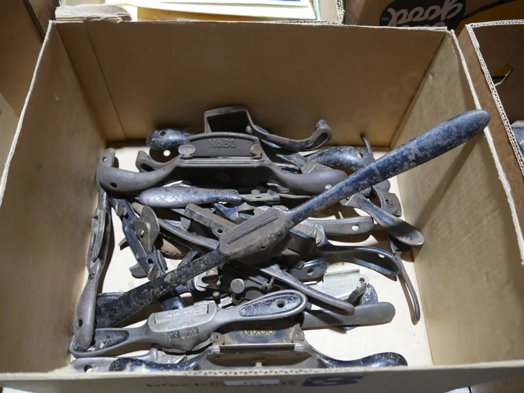 Spoke  shaves Image 1++