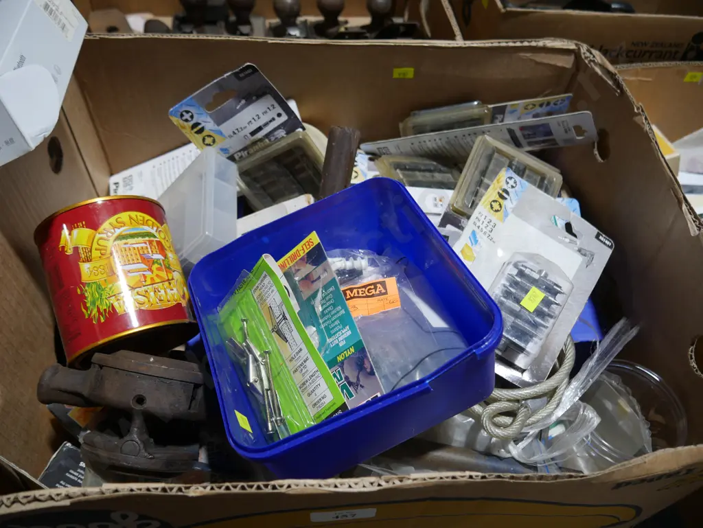 Workshop sundries Image 1++