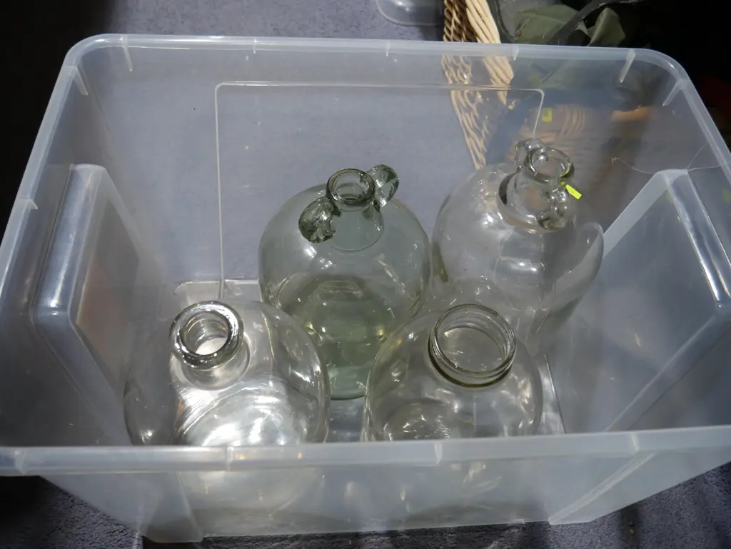 Glass glass bottles Image 1++