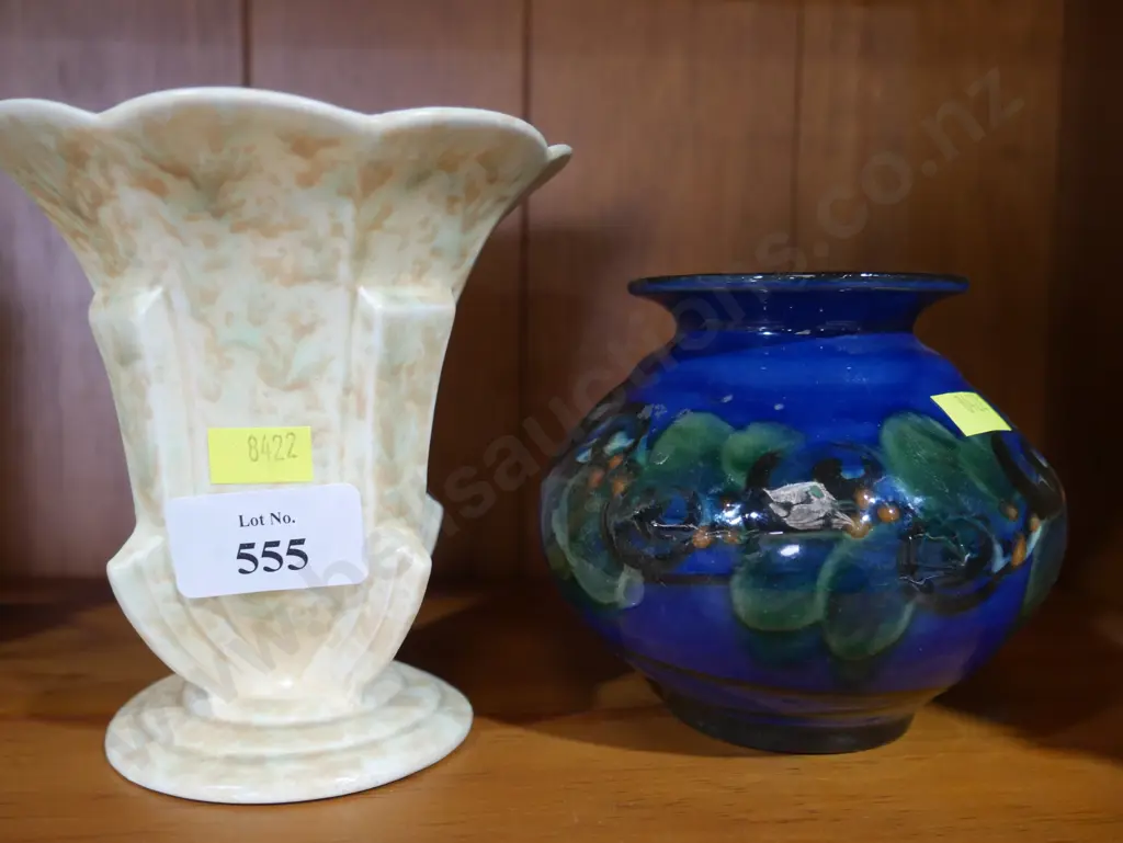 2 vases Image 1++