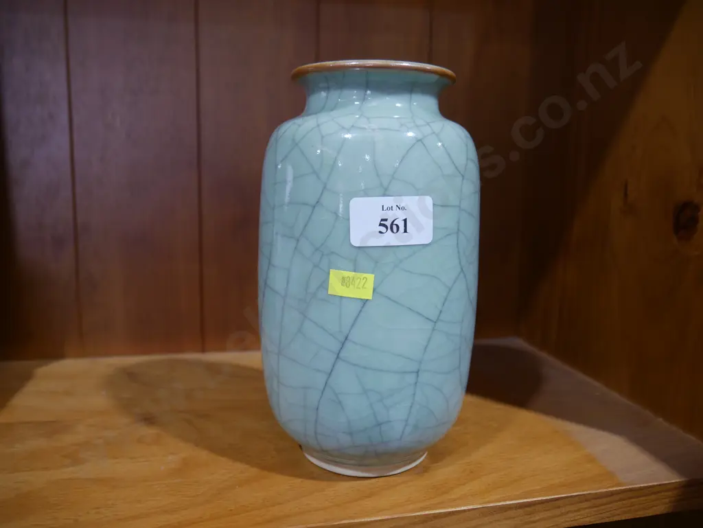 Celaden crackle finish Image 1++
