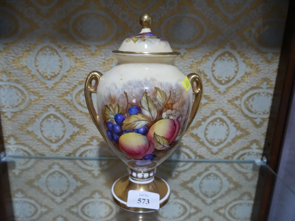 Aynsley lidded vase Image 1++