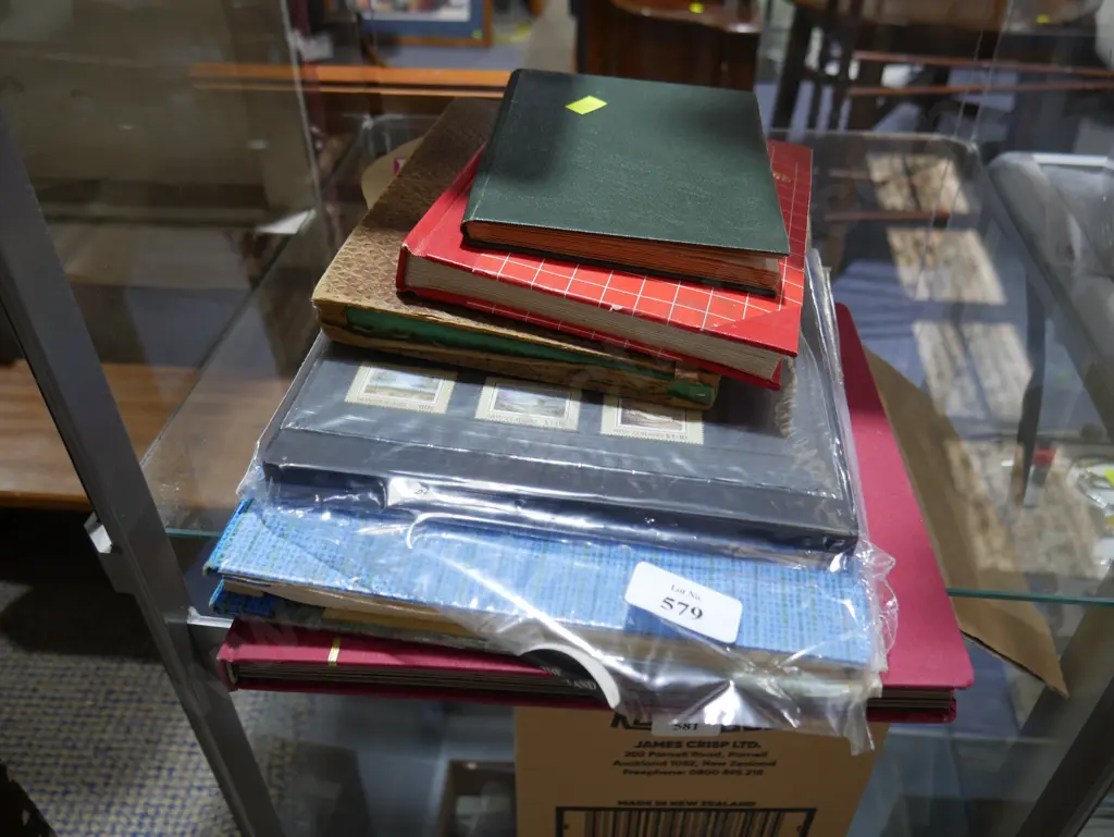 6 stamp books Image 1++