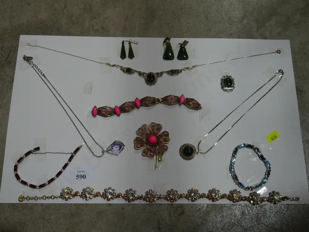 Jewellery Image 1++