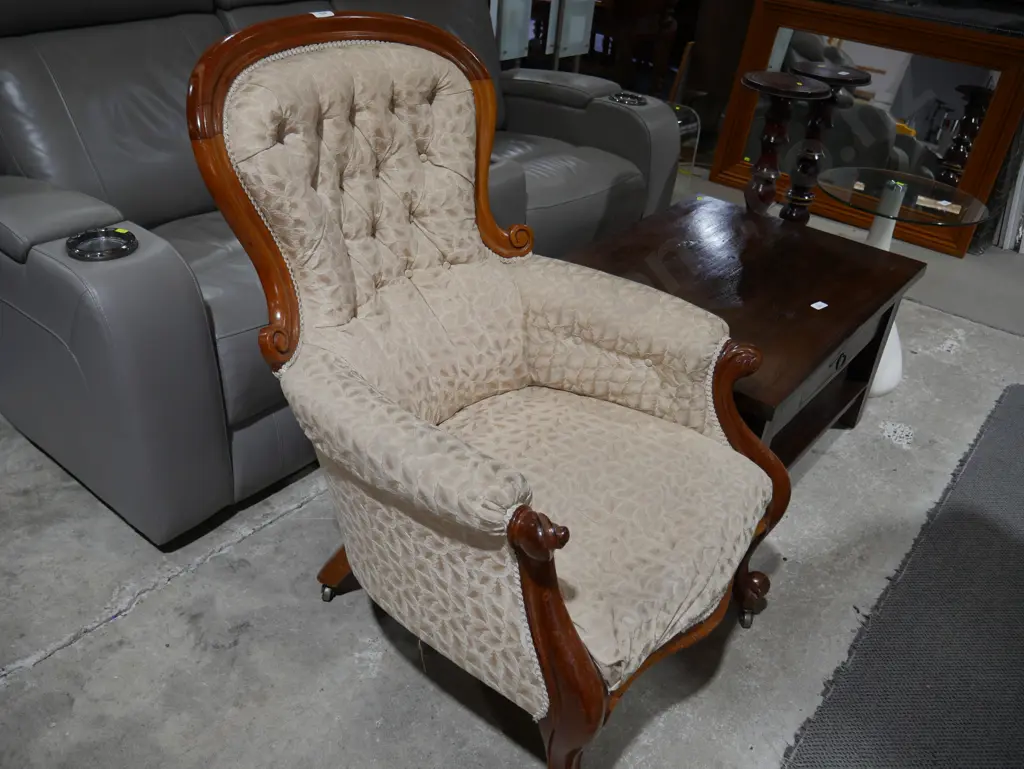 Victorian gents chair Image 1++