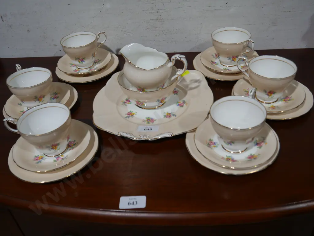 Paragon teaset Image 1++
