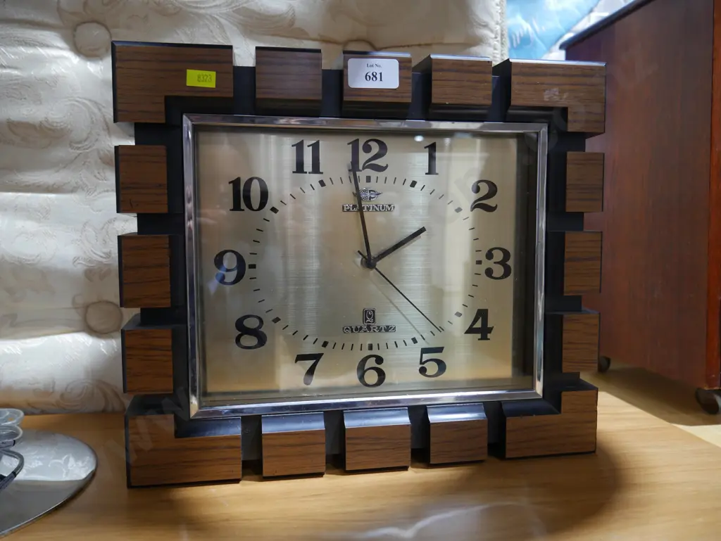 Clock Image 1++