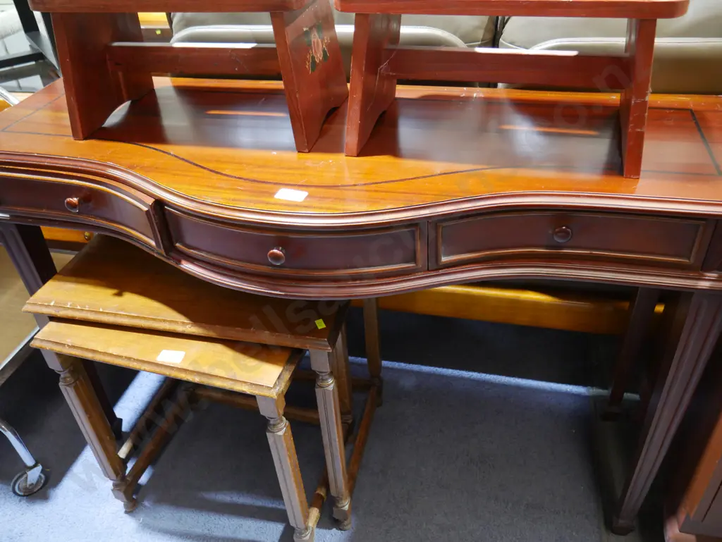 Hall table Image 1++