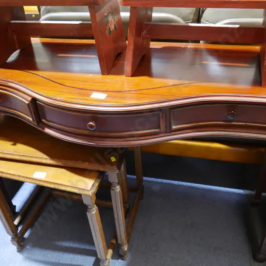 Hall table