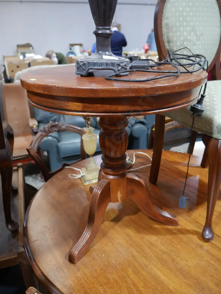Occasional table Image 1++