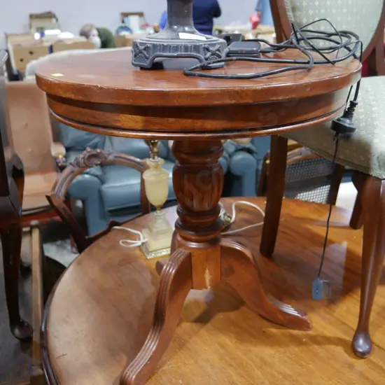 Occasional table