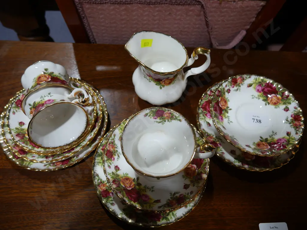 Royal Albert old country roses part teaset Image 1++