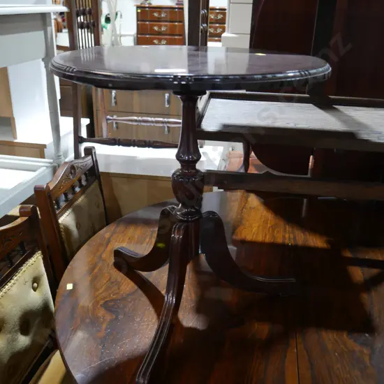 Wine table