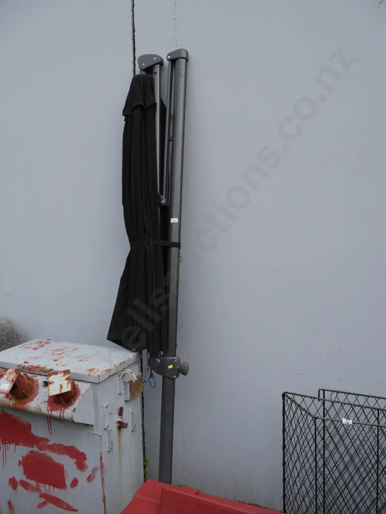 Sun umbrella Image 1++