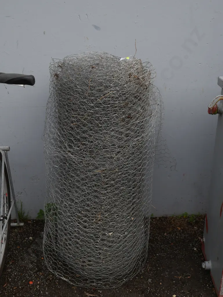 Roll chicken wire Image 1++