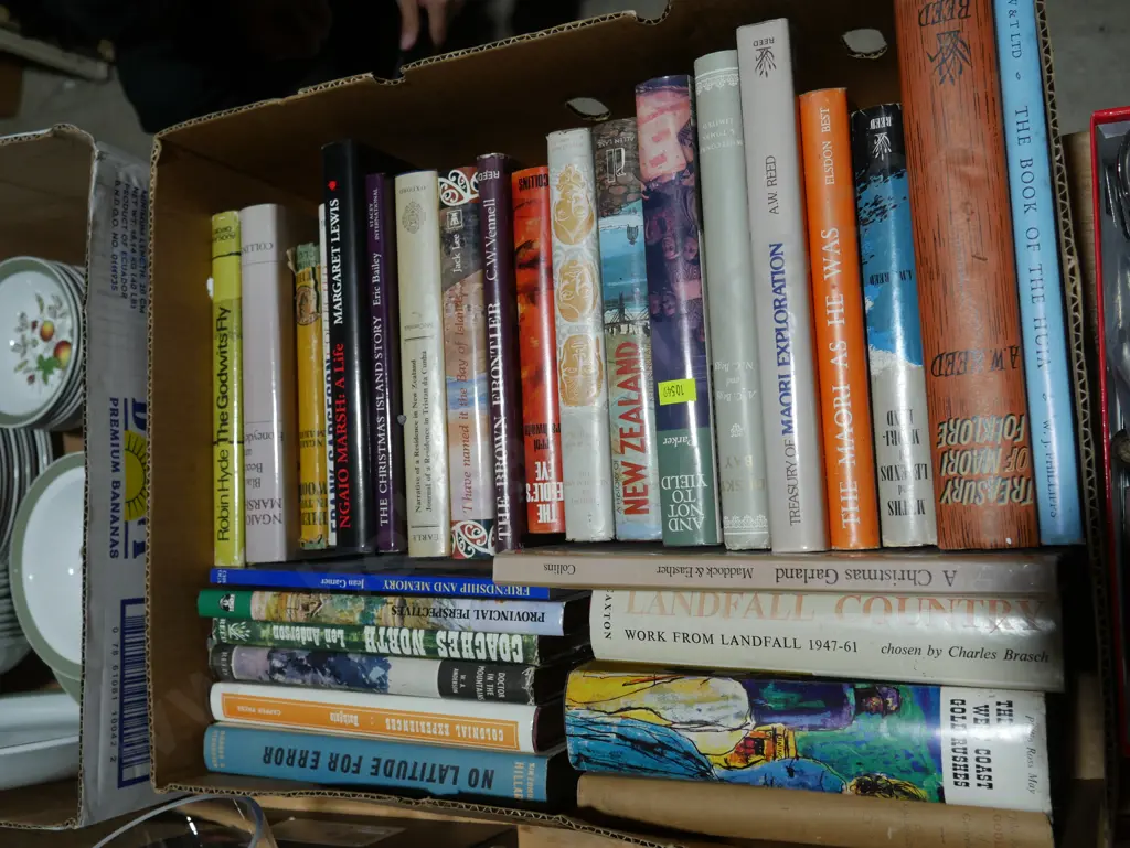 Box of New Zealand books Image 1++