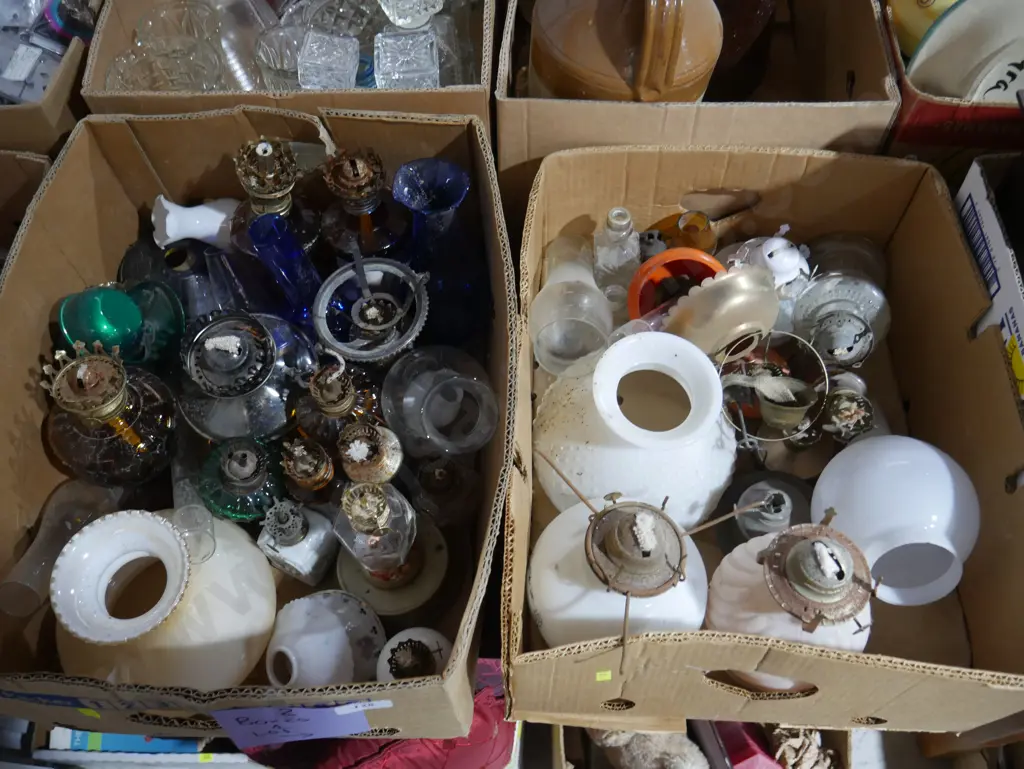 Two boxes of kero lamps Image 1++