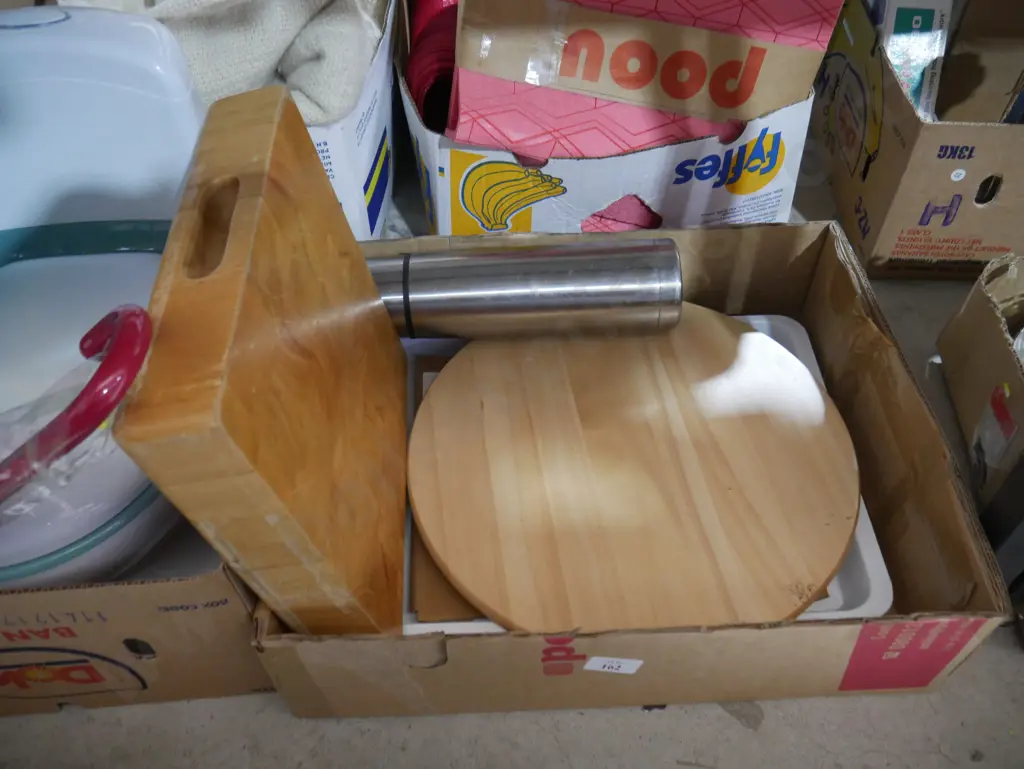 Chopping boards etc Image 1++