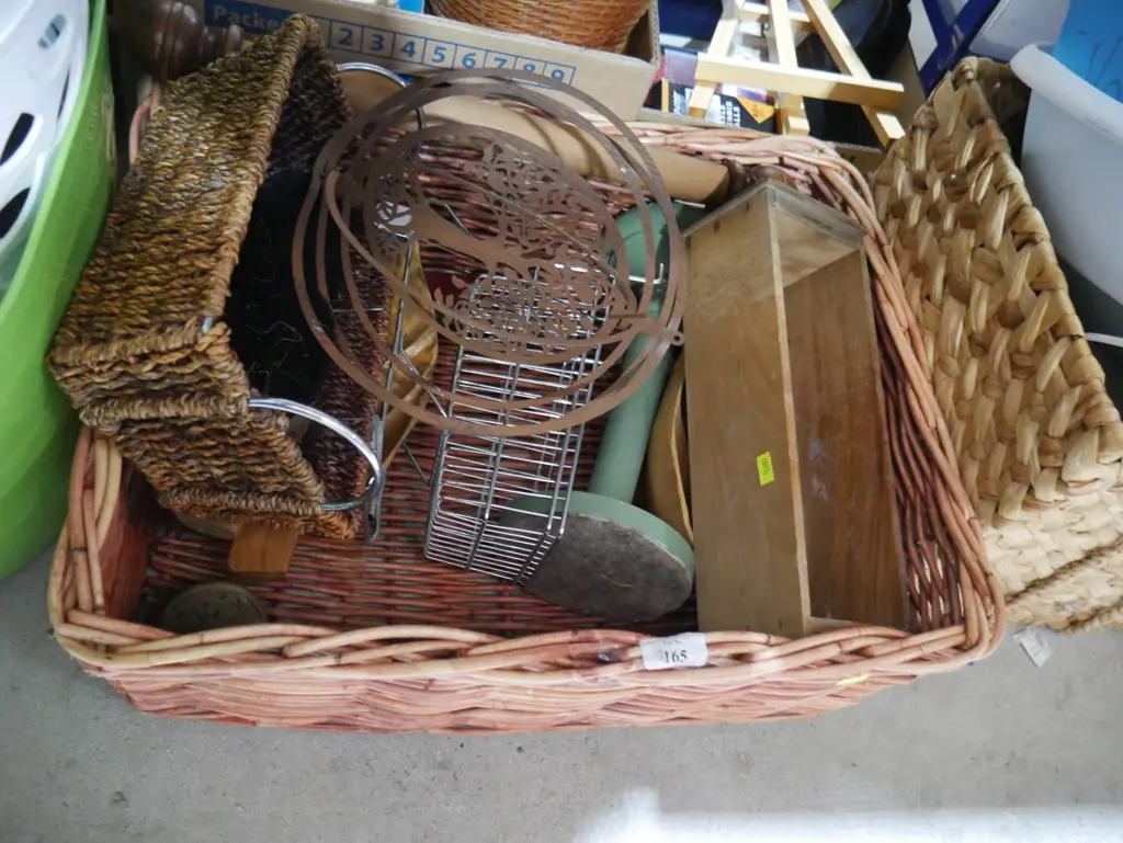 Baskets etc Image 1++