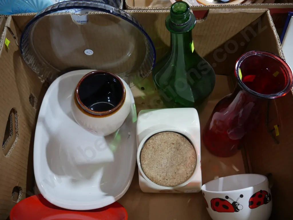 Glassware, dishes Image 1++